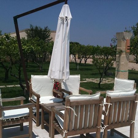 Masseria Li Campi Cavallino di Lecce Exterior photo
