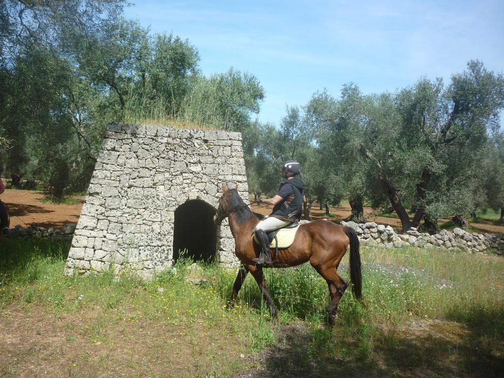 Masseria Li Campi Cavallino di Lecce Exterior photo