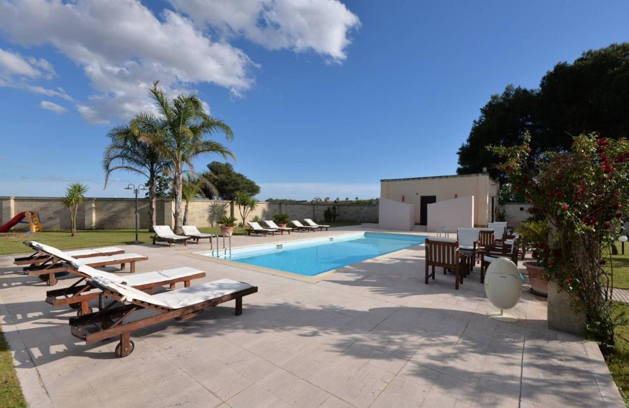 Masseria Li Campi Cavallino di Lecce Exterior photo